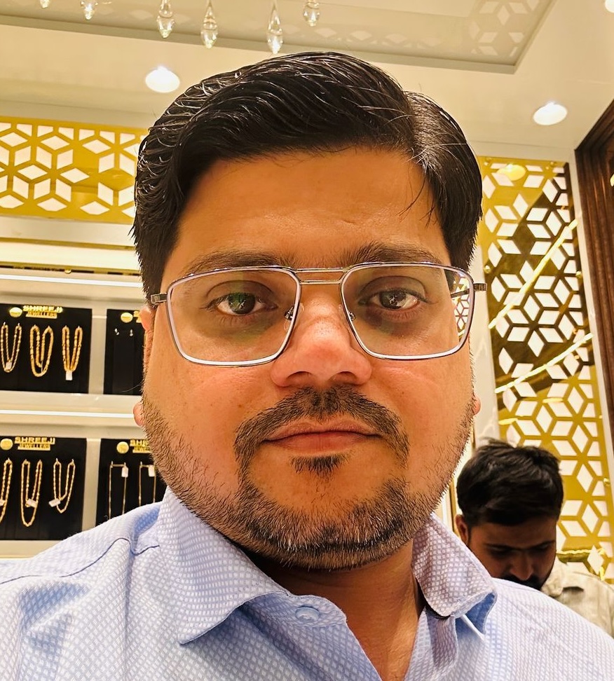Dr. Dr. Ashish Mishra - Prosthodontist and Maxillofacial Implantologist at The Dentist Silvassa